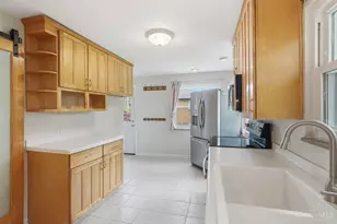 10250 Kerrianna Dr, Montgomery, OH 45242 - Photo 12