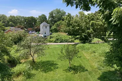 231 Worth Street, Cincinnati, OH 45226 - Photo 6