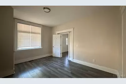 2478 Paris Street, Cincinnati, OH 45219 - Photo 8