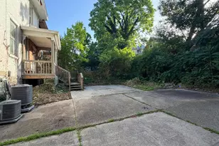 2478 Paris St, Cincinnati, OH 45219 - Photo 2