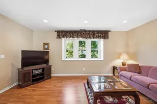 2 Boxwood Ct, Springdale, OH 45246 - Photo 10