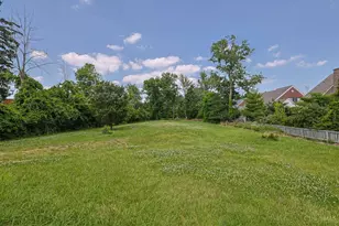 6330 Kugler Mill Rd, Sycamore Township, OH 45236 - Photo 1
