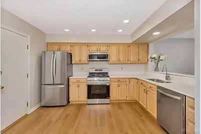 11709 Bedivere Court, Sharonville, OH 45241 - Photo 12