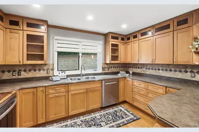 6651 Lewis Clark Trail, Sycamore Township, OH 45241 - Photo 20