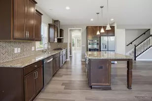 1303 Autumn Run Dr, Hamilton Township, OH 45039 - Photo 10