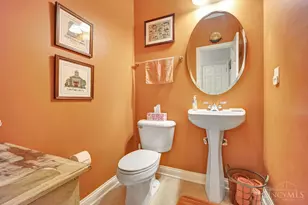 36 Robert Dr, Hamilton, OH 45013 - Photo 24