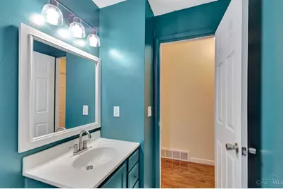 226 Goodrich Lane, Cincinnati, OH 45233 - Photo 20