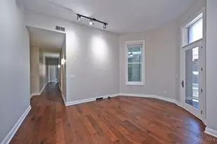 1326 Vine St, Cincinnati, OH 45202 - Photo 8