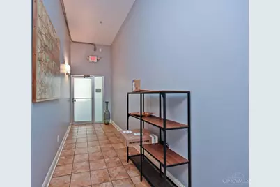 1326 Vine Street #B, Cincinnati, OH 45202 - Photo 6