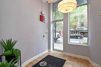 1326 Vine Street #B, Cincinnati, OH 45202 - Photo 4