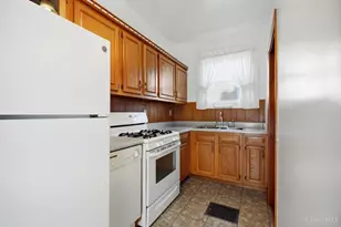 202 W Sixty Ninth St, Cincinnati, OH 45216 - Photo 8