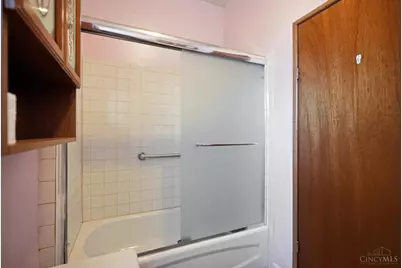 202 W 69th Street, Cincinnati, OH 45216 - Photo 14