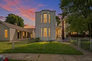 202 W Sixty Ninth St, Cincinnati, OH 45216 - Photo 2