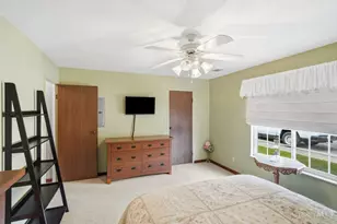 5248 S Eaglesnest Dr, Green Township, OH 45248 - Photo 18