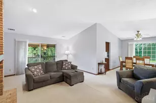 5248 S Eaglesnest Dr, Green Township, OH 45248 - Photo 8