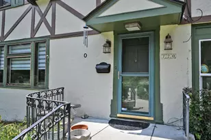 720 Red Bud Ave, Cincinnati, OH 45229 - Photo 2