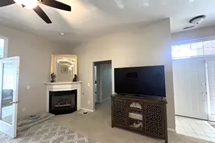 3920 Sandtrap Cir, Mason, OH 45040 - Photo 4