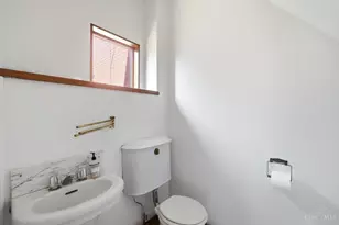 108 W Clifton Ave, Cincinnati, OH 45202 - Photo 16