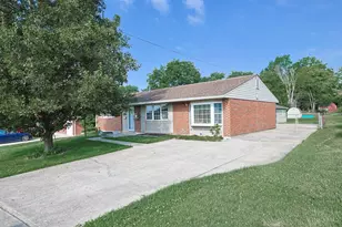 942 Mohawk Trail, Milford, OH 45150 - Photo 2