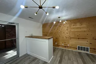 5598 Glenway Ave, Cincinnati, OH 45238 - Photo 6