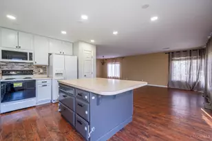 4175 King Bird Ln, Miamisburg, OH 45342 - Photo 14