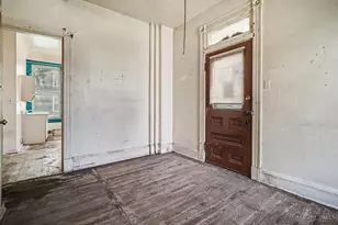7126 River Rd, Cincinnati, OH 45233 - Photo 2