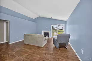 7724 Hillsdowne Cir, Hamilton Township, OH 45039 - Photo 6