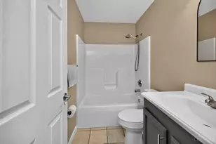 7724 Hillsdowne Cir, Hamilton Township, OH 45039 - Photo 30
