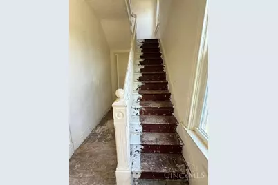 1616 Brewster Avenue, Cincinnati, OH 45207 - Photo 8