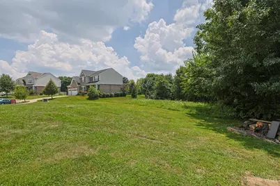 2001 Bridgeport Drive, Hamilton, OH 45013 - Photo 4