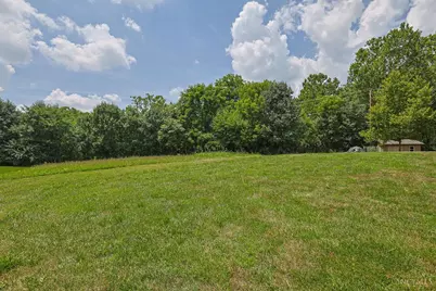 2001 Bridgeport Drive, Hamilton, OH 45013 - Photo 2