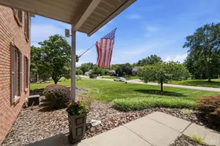 1144 Indian Mound Dr, Miami Township, OH 45150 - Photo 6