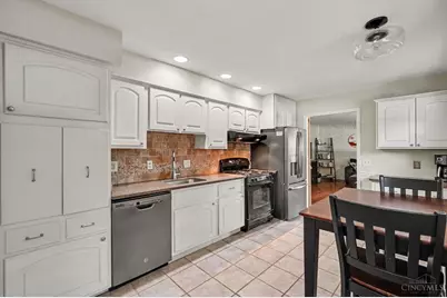 707 Mohican Drive, Loveland, OH 45140 - Photo 8