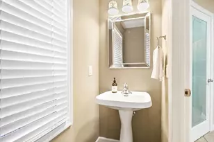 220 Auburn Meadows Ct, Carlisle, OH 45005 - Photo 14