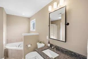 220 Auburn Meadows Ct, Carlisle, OH 45005 - Photo 18