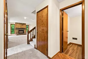 5317 Hickory Trail Ln, Blue Ash, OH 45242 - Photo 2