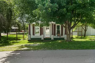 257 Sycamore St, Lynchburg, OH 45142 - Photo 2