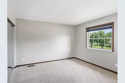 1802 Lord Fitzwalter Drive, Miamisburg, OH 45342 - Photo 18
