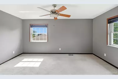 1802 Lord Fitzwalter Drive, Miamisburg, OH 45342 - Photo 14