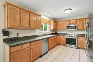 1754 Millbrook Ln, Miami Township, OH 45140 - Photo 10