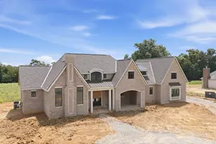 9702 Christian Ct, Hamilton Township, OH 45140 - Photo 2