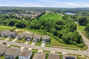 4989 Lakeview Dr, Hamilton Township, OH 45152 - Photo 30