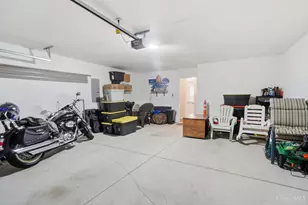 4989 Lakeview Dr, Hamilton Township, OH 45152 - Photo 24