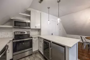 2412 Fairview Ave, Cincinnati, OH 45219 - Photo 4