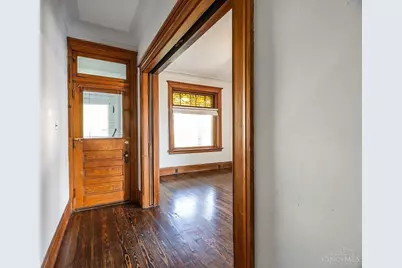 2412 Fairview Avenue #1, Cincinnati, OH 45219 - Photo 2