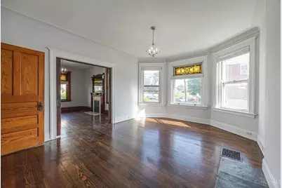 2412 Fairview Avenue #1, Cincinnati, OH 45219 - Photo 6