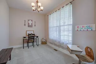 318 Brampton Pl, Trenton, OH 45067 - Photo 4