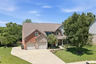 7661 Huntsman Ln, West Chester, OH 45069 - Photo 2