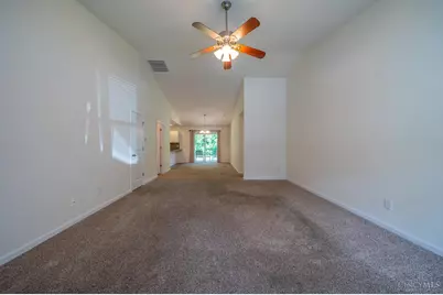 92 Locust Drive, Springboro, OH 45066 - Photo 8