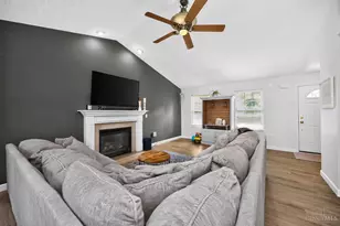 7527 Harmill Ct, Hamilton Township, OH 45039 - Photo 12